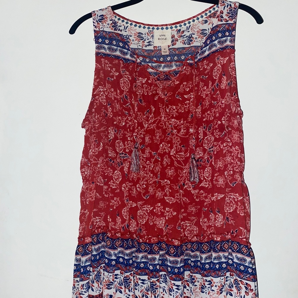 Sleeveless blouse